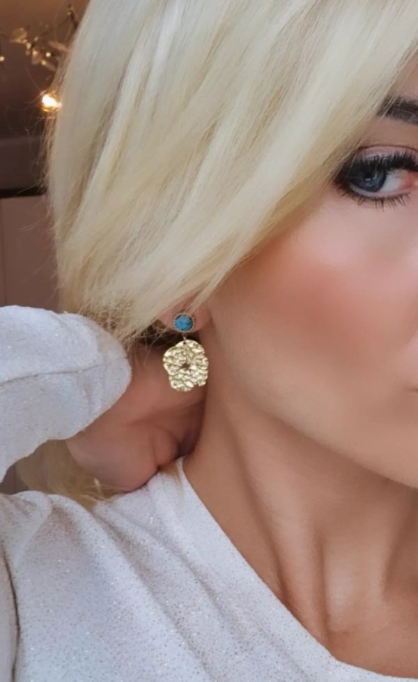 goldene Ohrringe aus Edelstahl