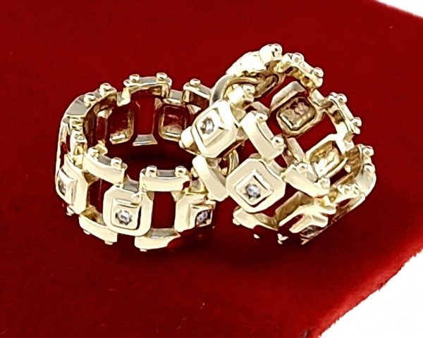 gold plated earrings with exclusive cubic zirconia