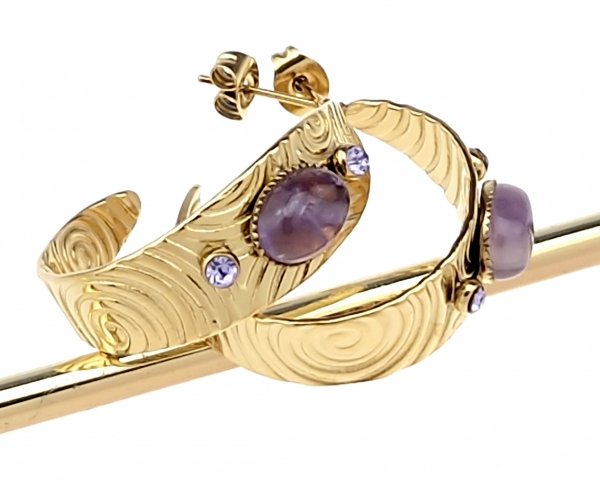 gold earrings made of stainless steel