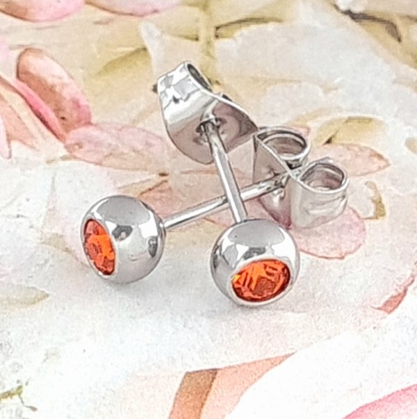 gold earrings made of stainless steel
