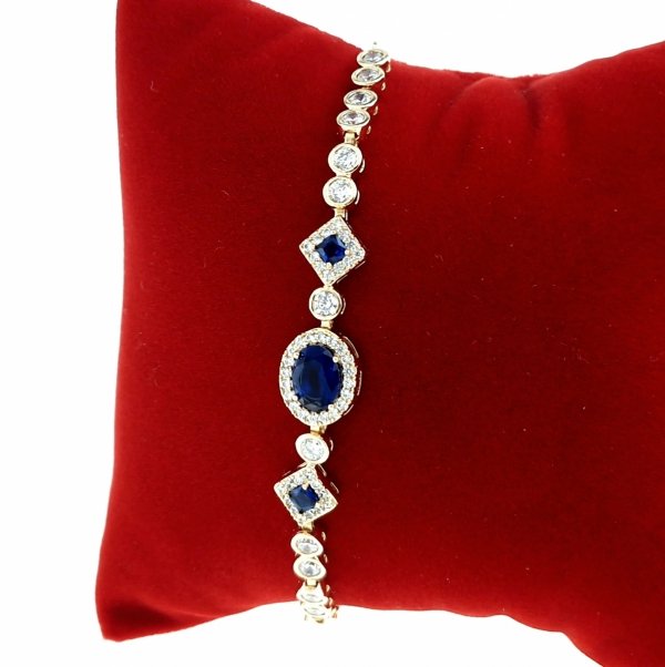 gold bracelet for a gold-plated leg