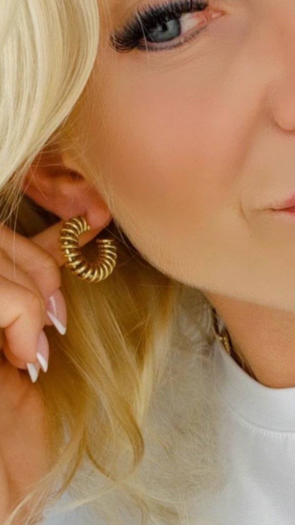 gold earrings made of stainless steel