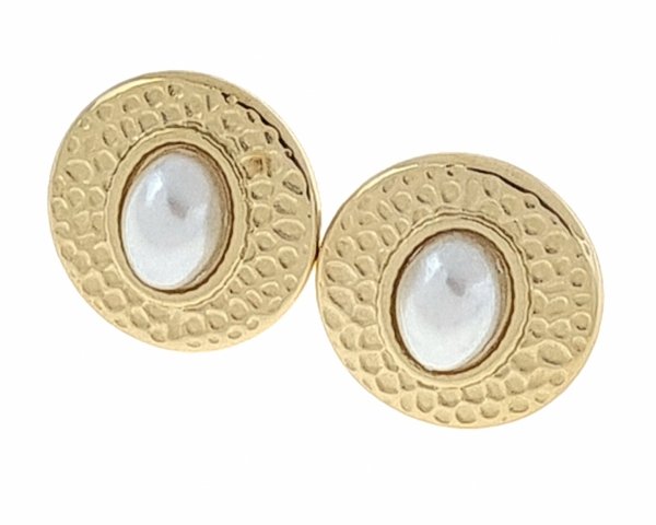 gold earrings made of stainless steel