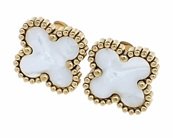 gold earrings made of stainless steel
