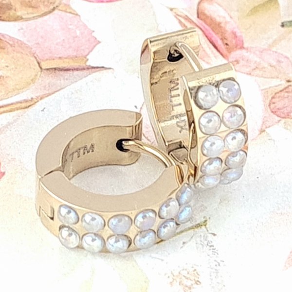 gold earrings made of stainless steel