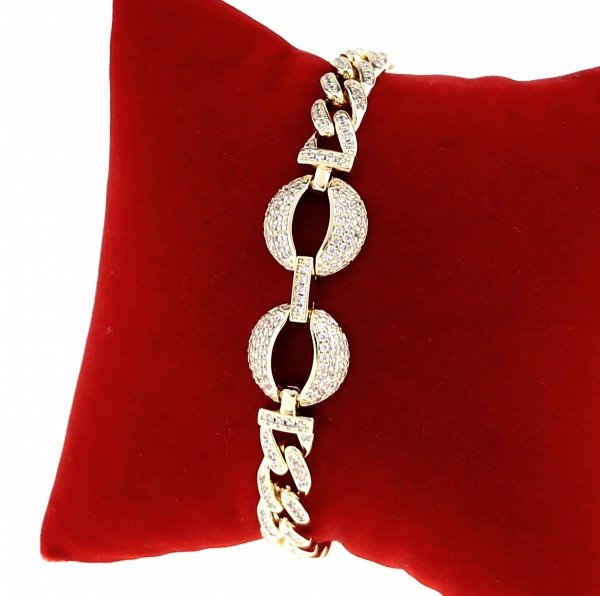 gold bracelet for a gold-plated leg