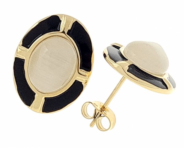 gold earrings made of stainless steel