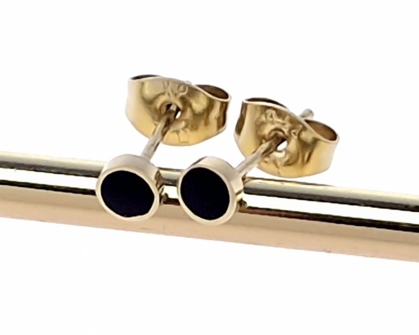 gold earrings made of stainless steel