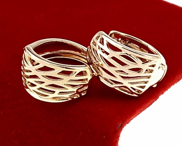 exclusive swarovski gold-plated earrings