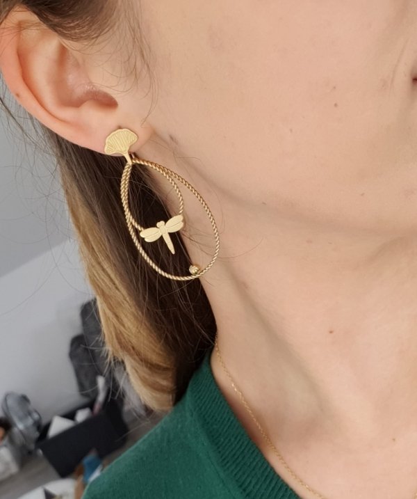 gold earrings made of stainless steel