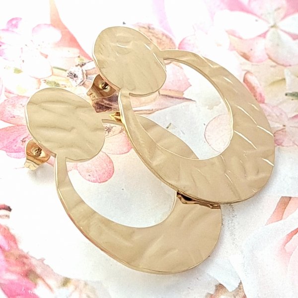 gold earrings made of stainless steel