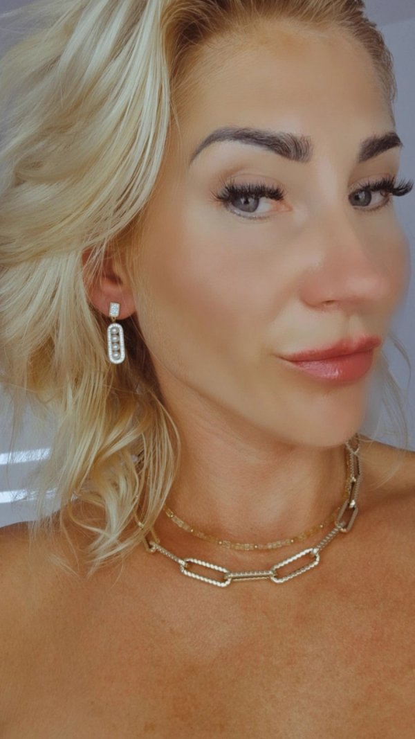 gold earrings made of stainless steel