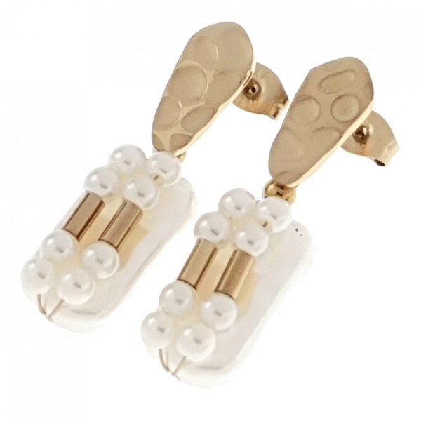gold earrings made of stainless steel