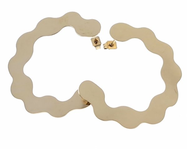 gold earrings made of stainless steel