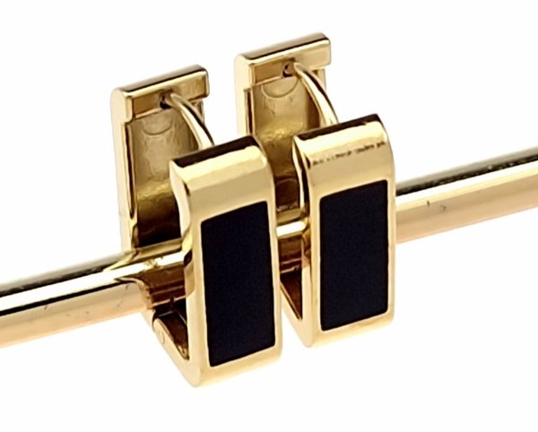 gold earrings made of stainless steel
