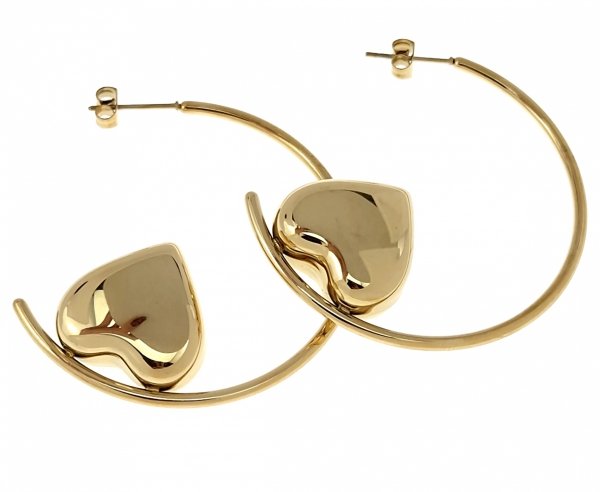 gold earrings made of stainless steel