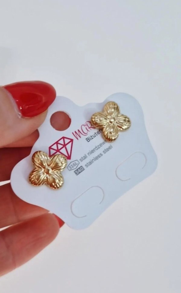 gold earrings made of stainless steel