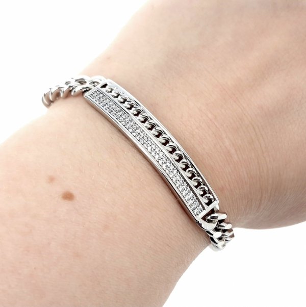 gold bracelet for a gold-plated leg