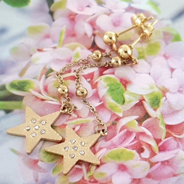 gold earrings made of stainless steel