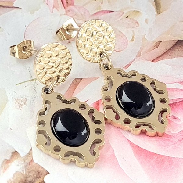 gold earrings made of stainless steel