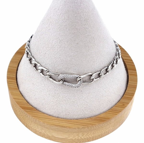 gold bracelet for a gold-plated leg