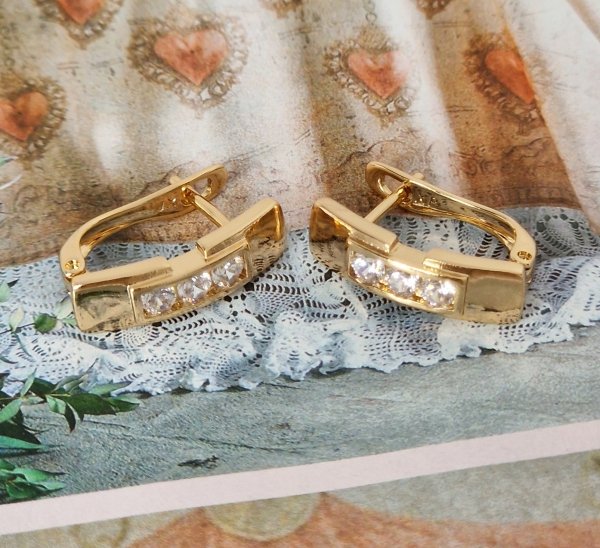 gold plated earrings with exclusive cubic zirconia