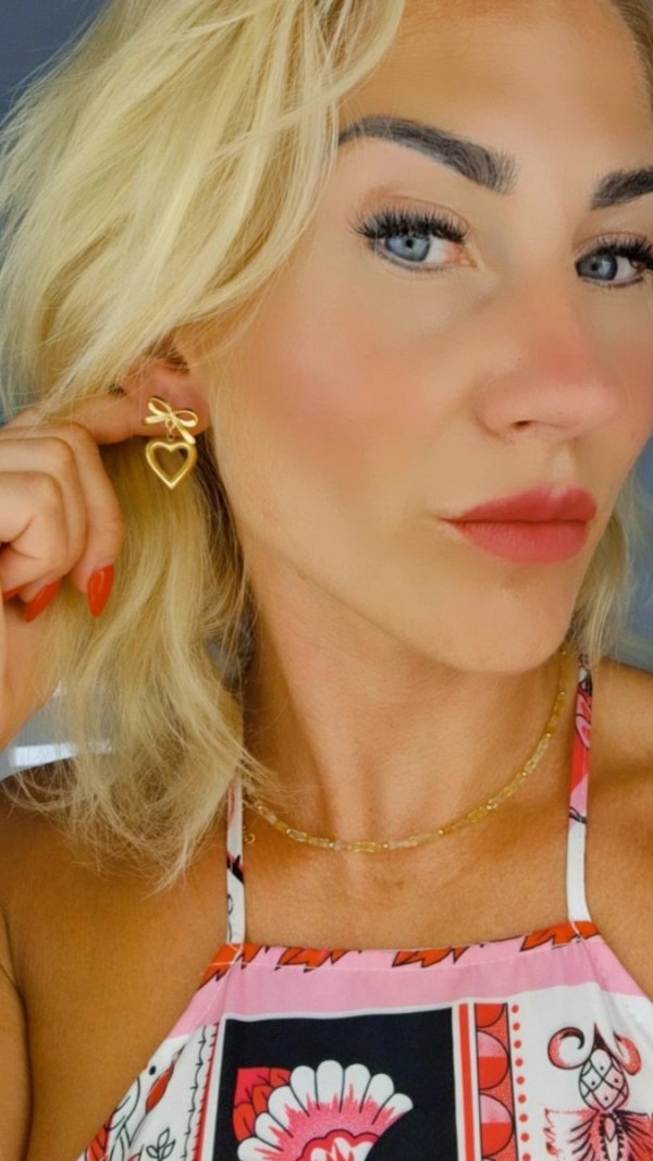 gold earrings made of stainless steel