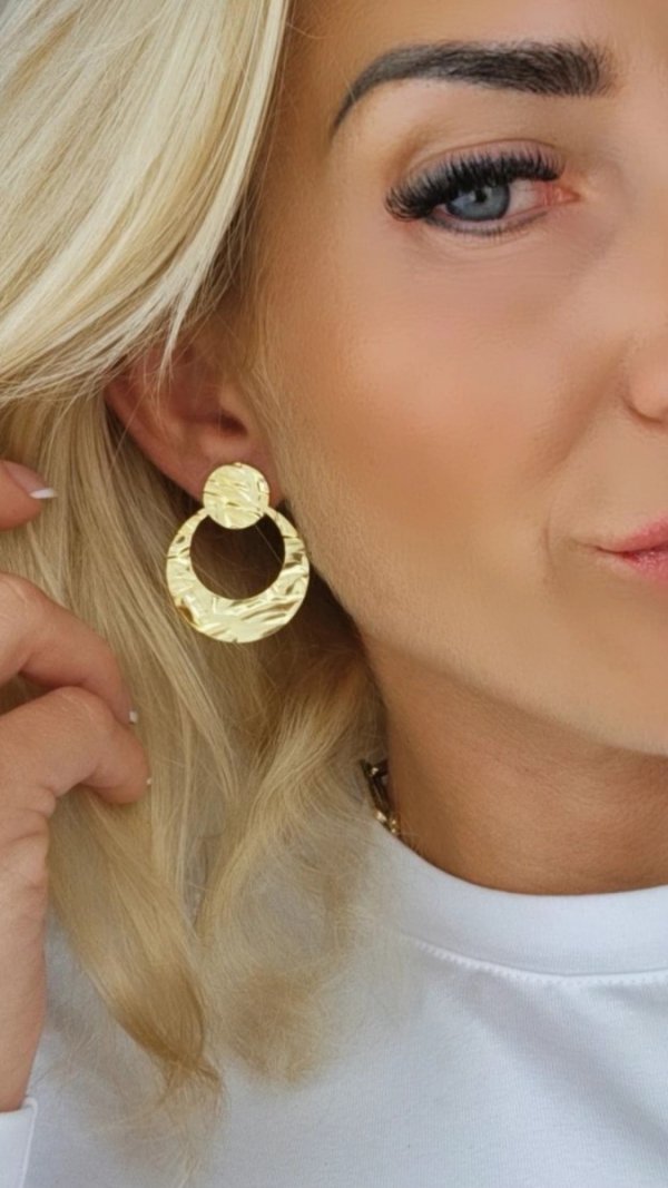 gold earrings made of stainless steel