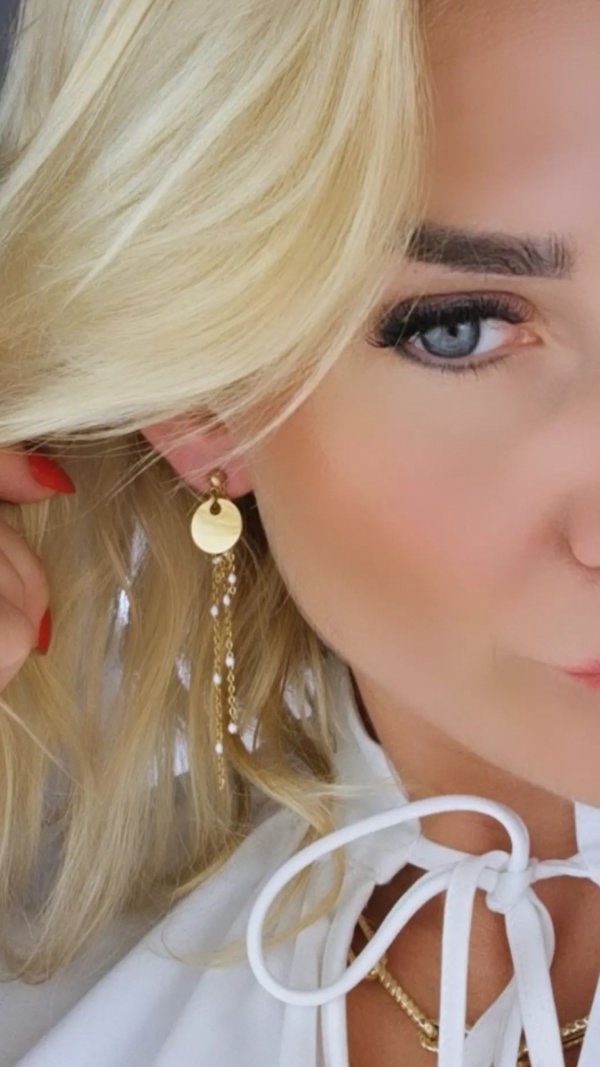 gold earrings made of stainless steel