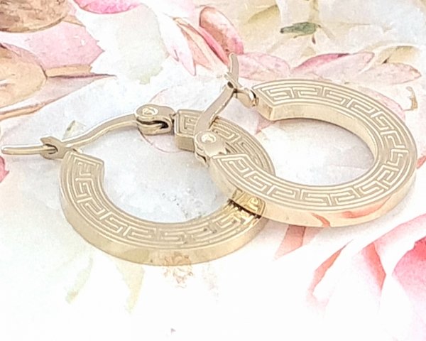 gold earrings made of stainless steel