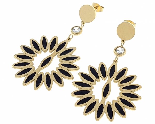 gold earrings made of stainless steel