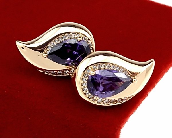 exclusive swarovski gold-plated earrings