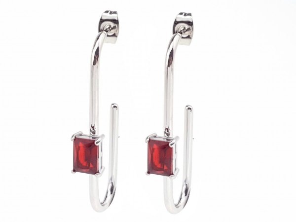 gold earrings made of stainless steel
