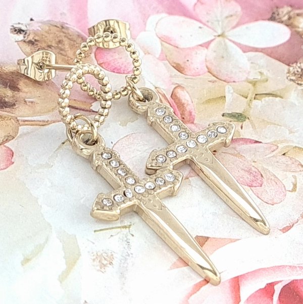gold earrings made of stainless steel