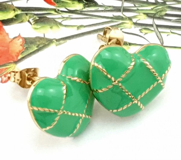gold earrings made of stainless steel