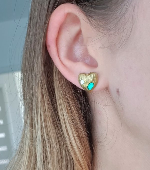 gold earrings made of stainless steel