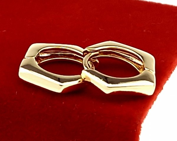 gold plated earrings with exclusive cubic zirconia