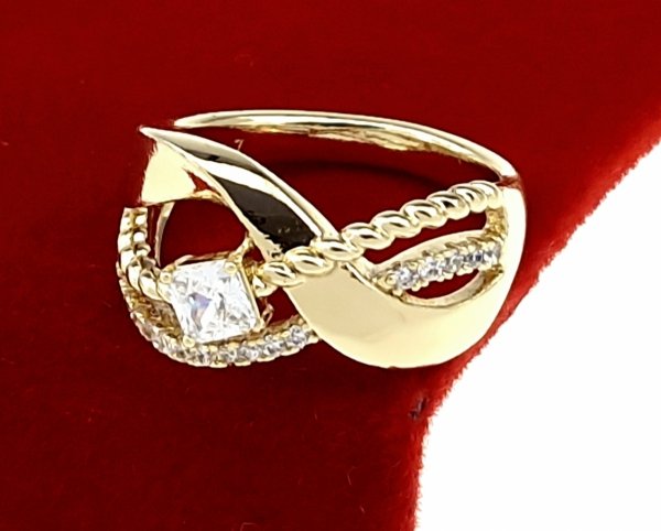4773 Pierścionek złoty zaręczynowy błyszczący cyrkonie pozłacany 14k