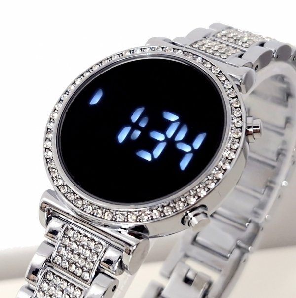 4721 Ekskluzywny damski srebrny zegarek elektroniczny klasyk cyrkonie