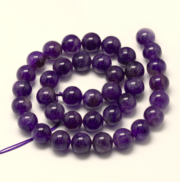 0152 Naturalne koraliki ametyst w nitce, klasa A, okrągłe, 10mm, otwór: 1mm, około 40 sztuk