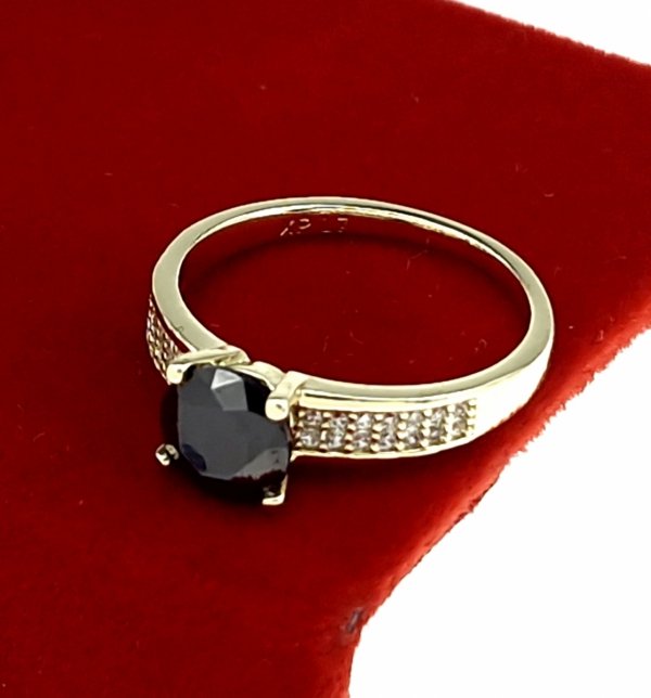 sz249 Pierścionek złoty zaręczynowy błyszczący cyrkonie pozłacany 14k