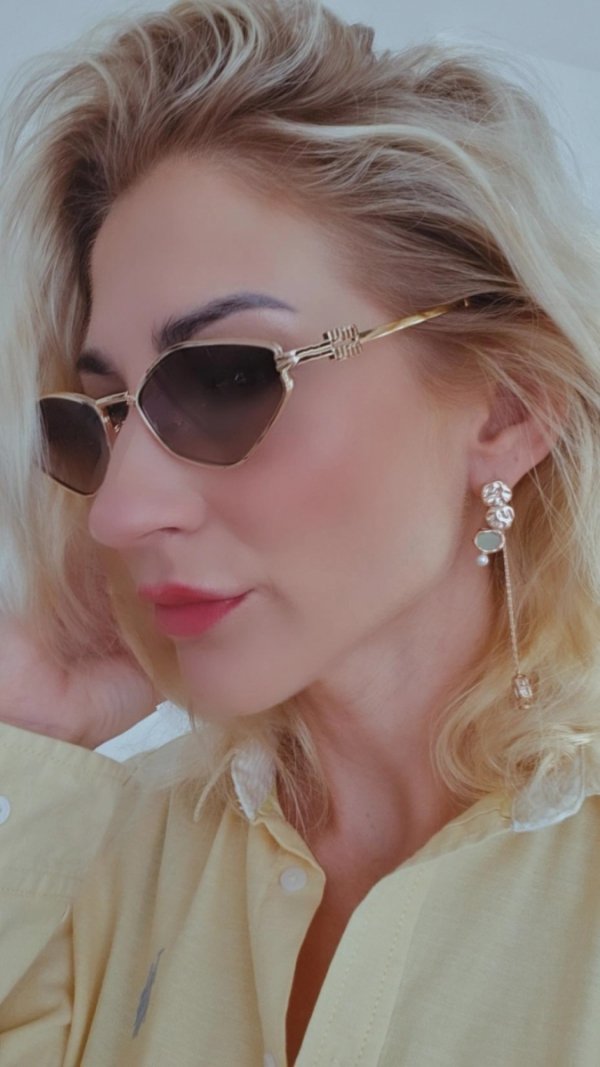 ok112 Damskie okulary przeciwsłoneczne muchy ozdobne UV400