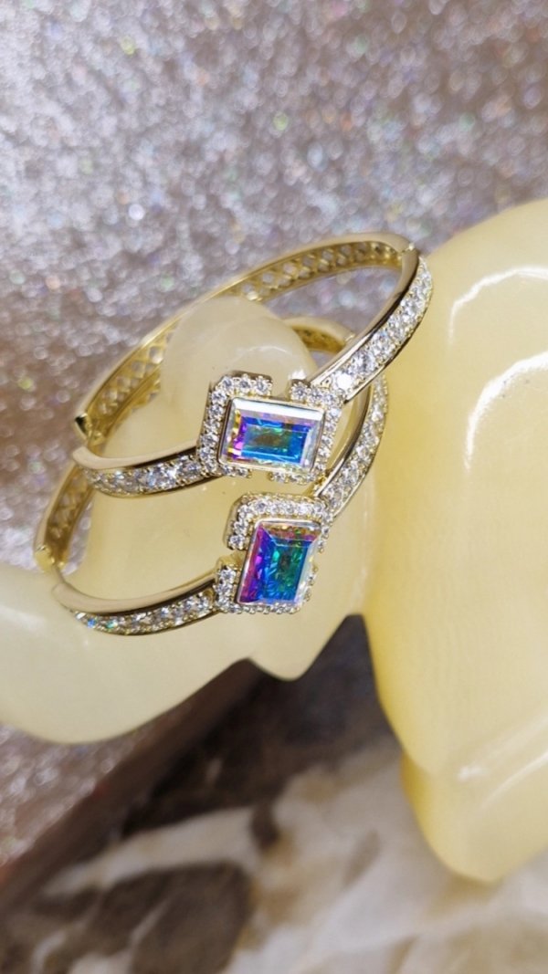 2715 Kolczyki złote pozłacane Austrian Crystal wiszące 14K cyrkonie Xuping 