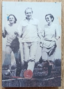 Nad rzeką, której nie ma / Teresa Gierzyńska, Edward Dwurnik