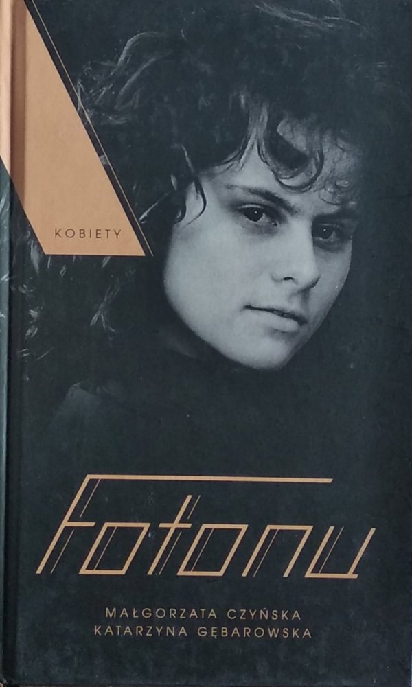 Małgorzata Czyńska • Kobiety Fotonu