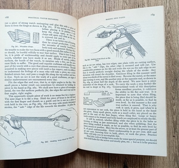 Donald de Carle Practical Watch Repairing