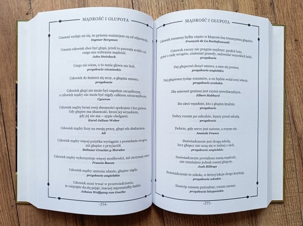Mądrości świata: wielka księga przysłów i aforyzmów