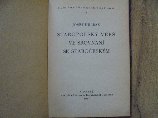 Joseph Hrabak • Staropolsky vers ve srovnani se staroceskym