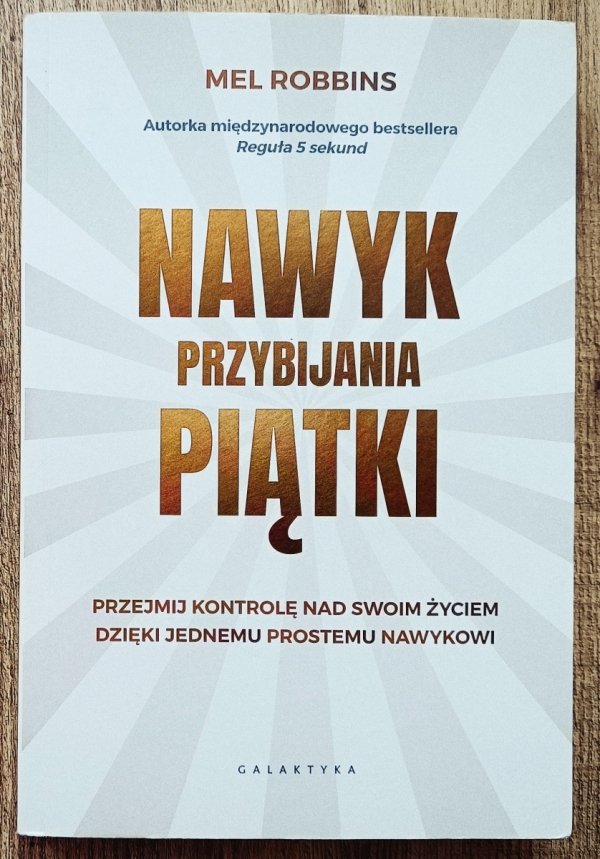 Mel Robbins Nawyk przybijania piątki