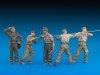 MiniArt 35285 GERMAN TANK CREW AT WORK. SPECIAL EDITION 1/35